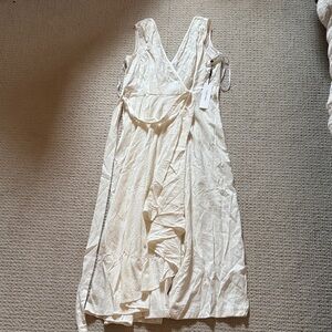 Calvin Klein Ivory Textured Wedding Dress